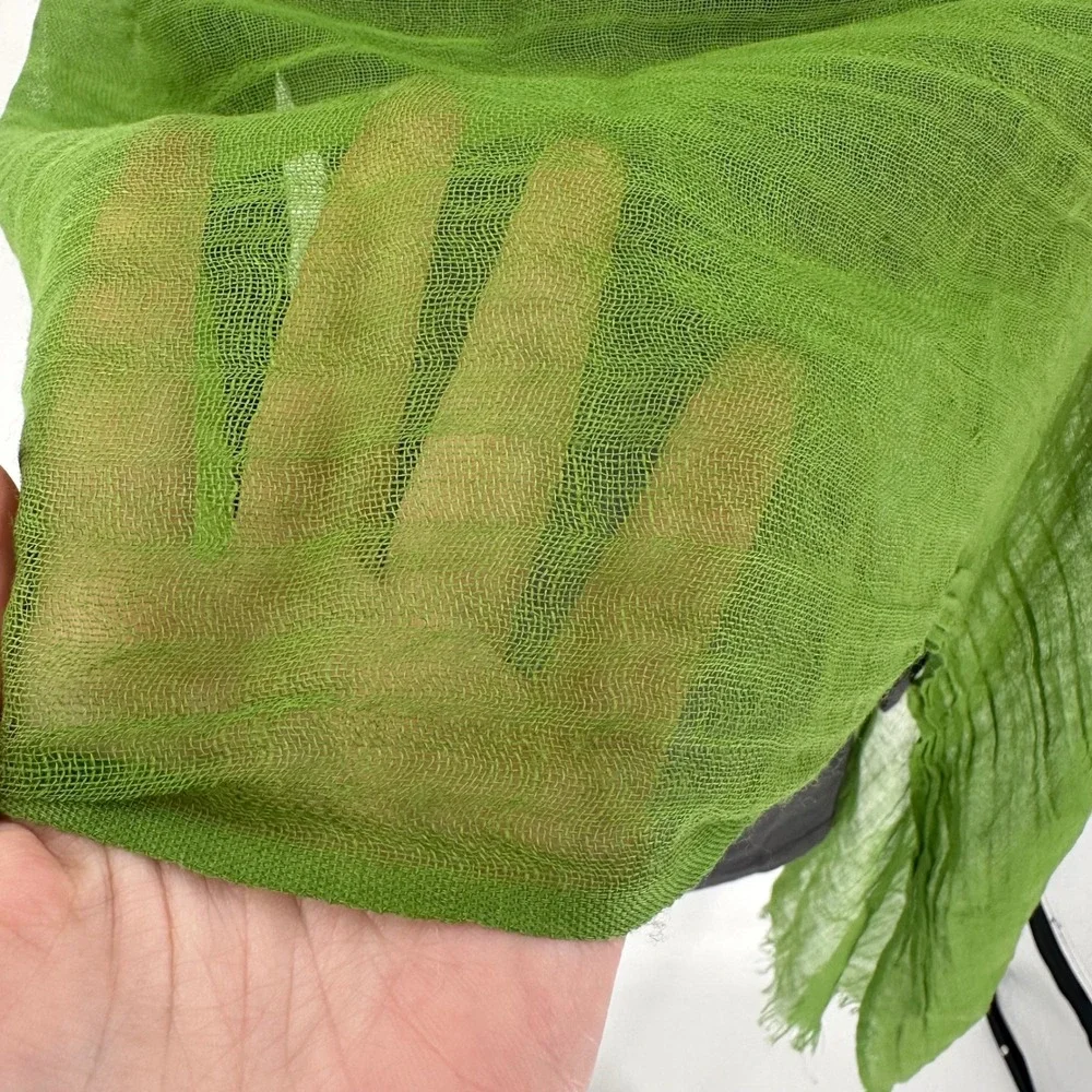 John Ashfield Green 100% Virgin Wool Scarf Lightweight Fringed Kelly Green Gaizy